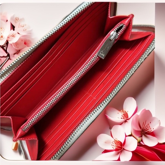 Christian Louboutin White Studded Wallet - Picture 6 of 8